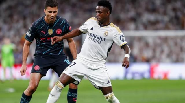 种族主义是赢家 维尼修斯没拿金球奖怪种族主义？