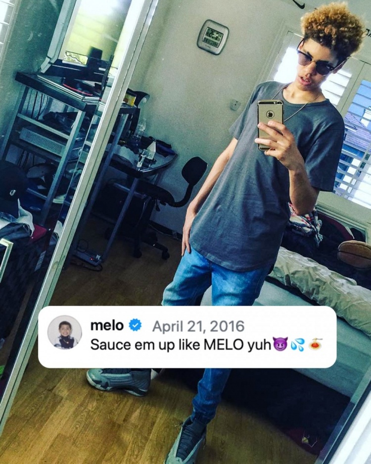 kaiyun官网-2016年时球员们晒的照片！这年代感就像你翻看多年前的QQ空间！