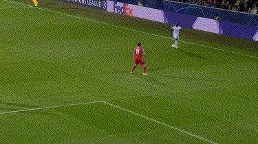 开云体育官网-【欧冠】穆勒破门+伤退 磁卡2射1传 拜仁4比2胜出线